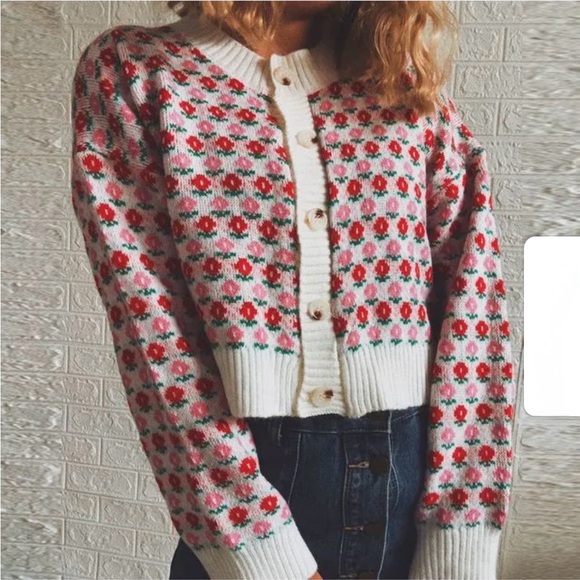jj fairyland Sweaters - JJ Fairyland Knit Oversized Boxy Cropped Floral Cardigan S/M